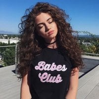 Sonya_Deliver's Offline Chat Room