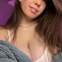 Elly_Kelly's Offline Chat Room