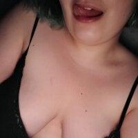 lesb_corn's Offline Chat Room