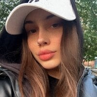 alisa_luu's Offline Chat Room