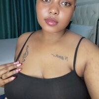 sweet_toti webcam