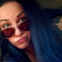 savvy1987's Offline Chat Room