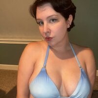 Cara_after_dark webcam model