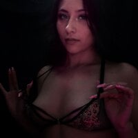 lylah_bluee1 webcam model