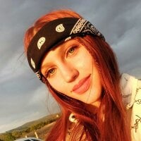 EsterOkland's Offline Chat Room