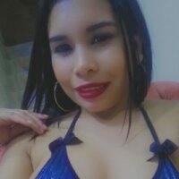 roxy_gabana69 Adlı Modelin Çevrimdışı Sohbet Odası