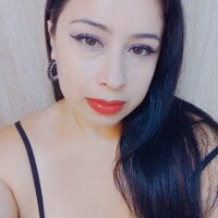 Leahstonee2