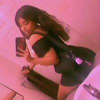 Sinbbyx22's Offline Chat Room