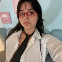 curvy_rousi webcam model