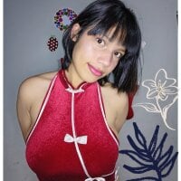 Zharo_OlmosBm webcam model