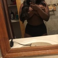 Sexynerd82's Offline Chat Room