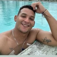 Maickolhot777 webcam