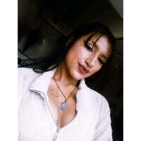 aylin_v's profile image'