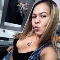 smallasscute25's Offline Chat Room