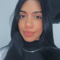 -Naomyy-