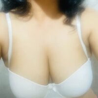 Naughty_ruchi model avatar