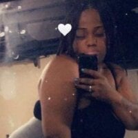 extremelyblessed0516's Offline Chat Room