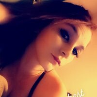 UniqueDiamond96's Offline Chat Room