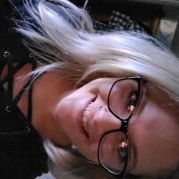 pandasfuckin's Offline Chat Room