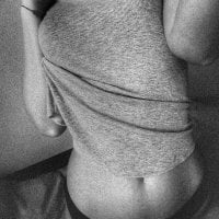 _xxxevelyn___'s Offline Chat Room