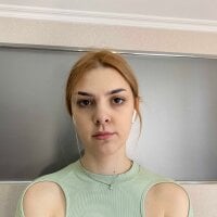 DinaRivera's Offline Chat Room