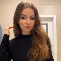 Viviann_Nayt webcam model