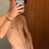Manuhot001