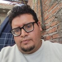 Santiagoqro85 webcam model