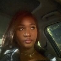 TheMochamuse webcam model