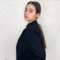 AlmaJoz Adlı Modelin Çevrimdışı Sohbet Odası