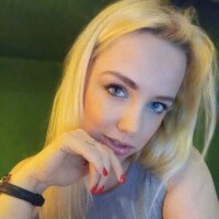 SynnoveDecoursey's Offline Chat Room