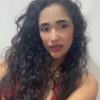 lesly_hot15