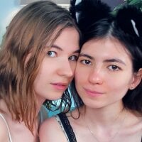 Offline chatovací místnost heartflowerses