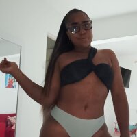 venus_ebonysex1 Adlı Modelin Çevrimdışı Sohbet Odası