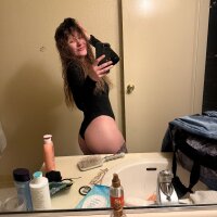 xoxohxneyy офлайн чат стая