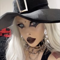 gloomxgirl's Offline Chat Room