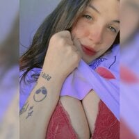 shayzinha013 webcam