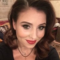 Kitty_Nude's Offline Chat Room