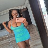 EbonyAshley's Offline Chat Room