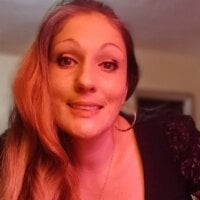 Italianamichelle450's Offline Chat Room