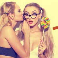 FckItJustCallMeEbony's Offline Chat Room