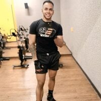 hugeeblackcock webcam