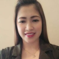 lovely_fantasyxxx's Offline Chat Room