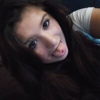 willow447's Offline Chat Room