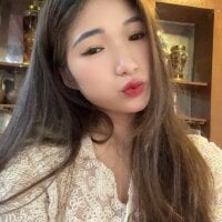 AmmyZii webcam model