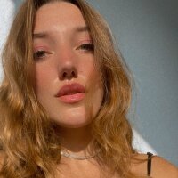 Riri_Meow's Offline Chat Room