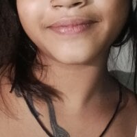 RitikaTyagii webcam model