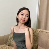 SinaWiu fully nude on webcam for live porn video chat