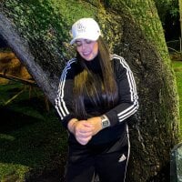 Nicole_Jackson's Offline Chat Room