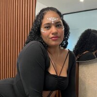 Annie-Wolf's Profile Photo